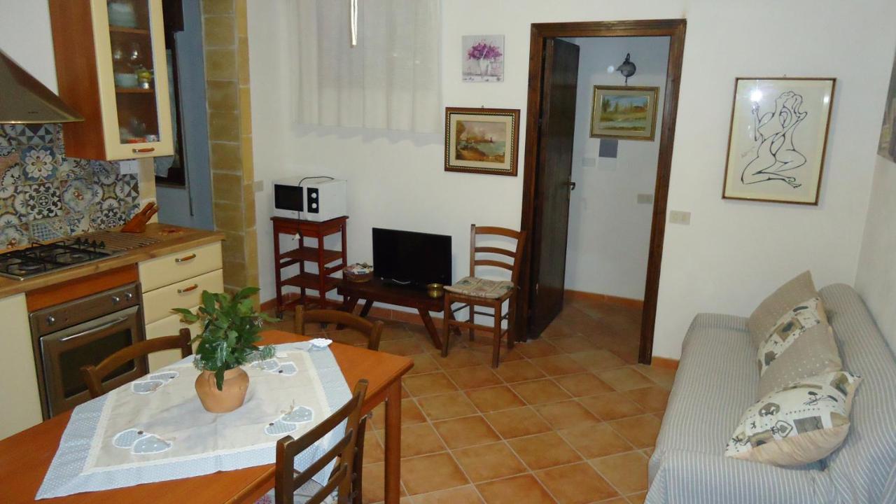 Villa Siciliana Con Piscina "Dal Picciotto" Marsala Exterior photo